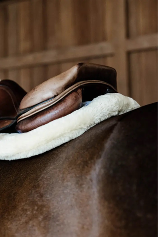 Hunter Saddle Pad Vegan Sheepskin