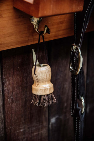 Kleiner Hufauskratzer