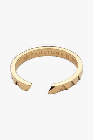 Get The Gallop Ring Sharktooth Smal