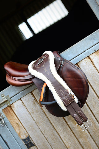 Sangle Anatomique en Peau de Mouton Noire