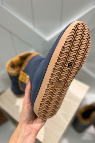 Vattentäta Uggs Navy/Brun